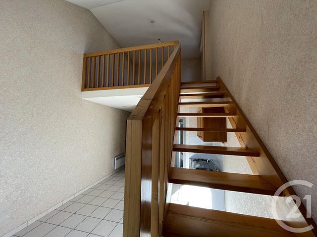 Appartement Duplex à louer - 2 pièces - 31.35 m2 - ONET LE CHATEAU - 12 - MIDI-PYRENEES - Century 21 Foch Immobilier