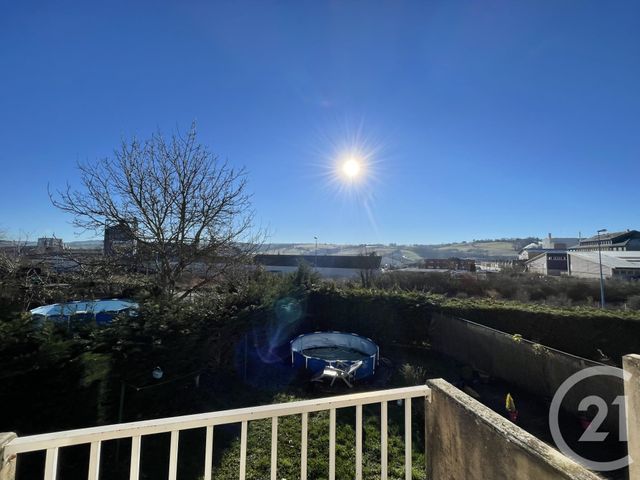 Appartement Duplex à louer - 2 pièces - 31.35 m2 - ONET LE CHATEAU - 12 - MIDI-PYRENEES - Century 21 Foch Immobilier