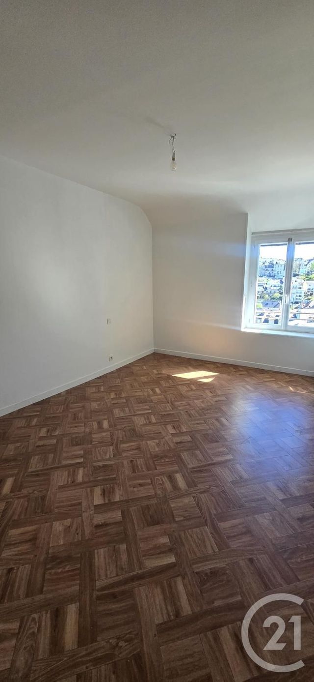 Appartement à louer - 3 pièces - 69.59 m2 - RODEZ - 12 - MIDI-PYRENEES - Century 21 Foch Immobilier