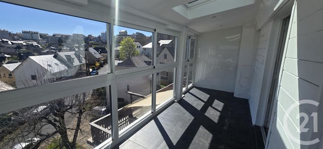 Appartement à louer - 3 pièces - 69.59 m2 - RODEZ - 12 - MIDI-PYRENEES - Century 21 Foch Immobilier