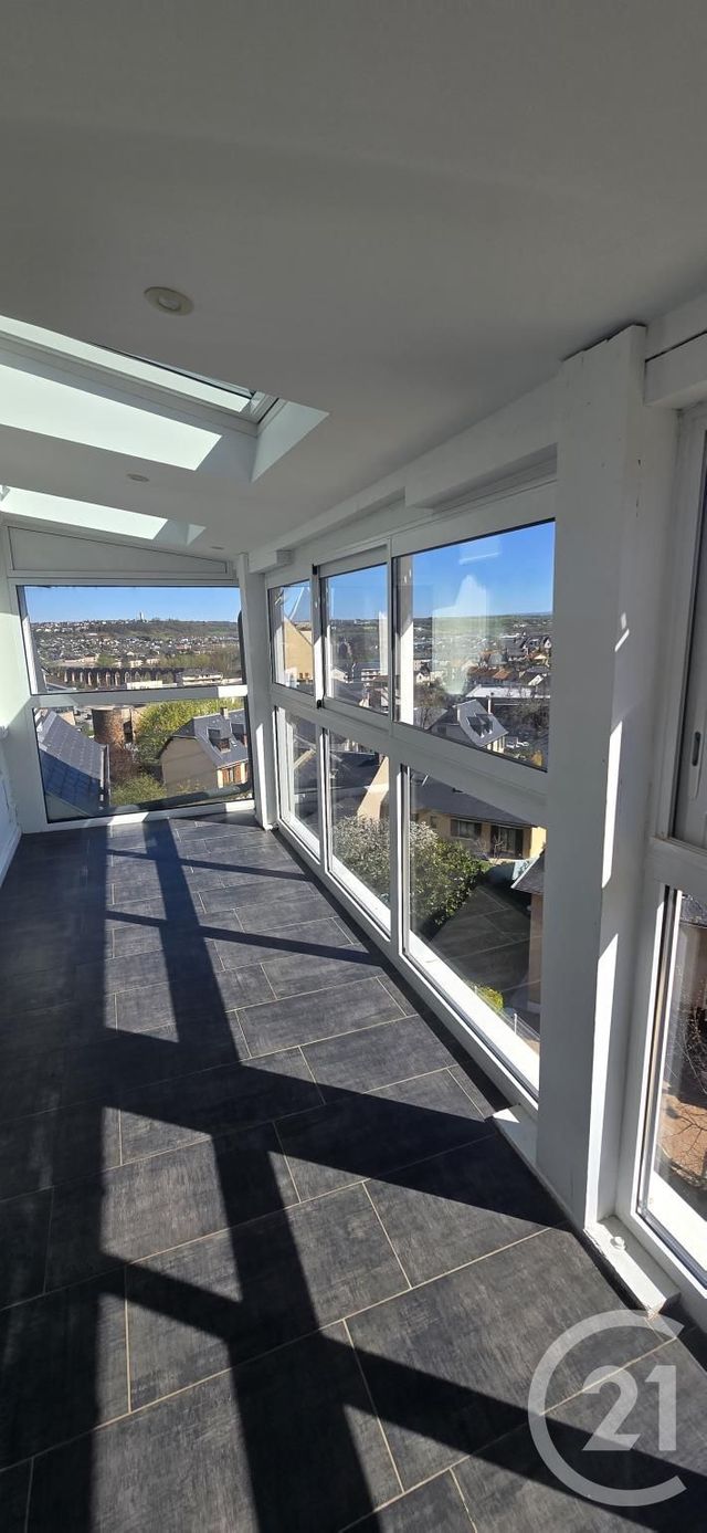 Appartement à louer - 3 pièces - 69.59 m2 - RODEZ - 12 - MIDI-PYRENEES - Century 21 Foch Immobilier