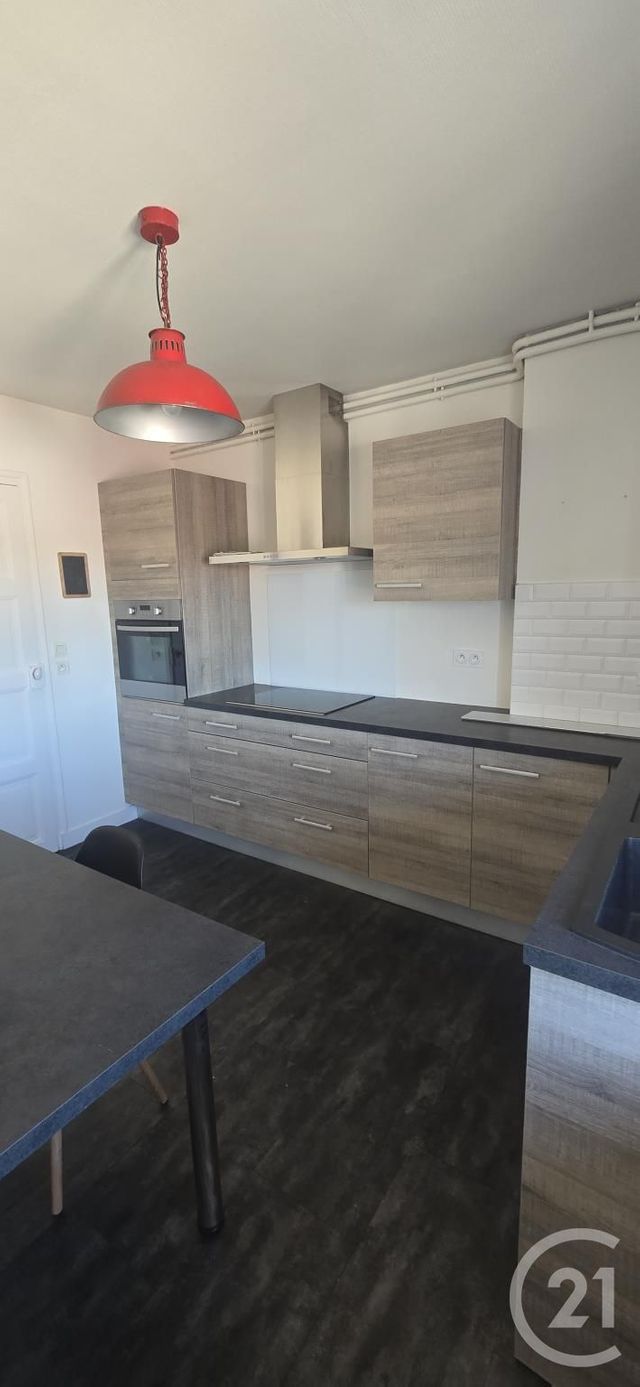 Appartement à louer - 3 pièces - 69.59 m2 - RODEZ - 12 - MIDI-PYRENEES - Century 21 Foch Immobilier