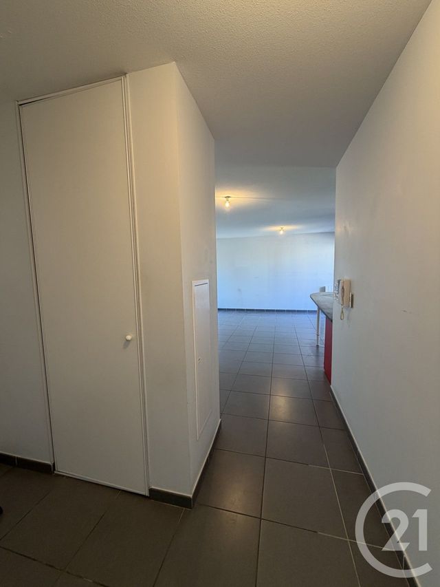 Appartement T3 à vendre - 3 pièces - 63.79 m2 - RODEZ - 12 - MIDI-PYRENEES - Century 21 Foch Immobilier