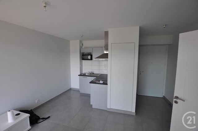 Appartement à louer - 2 pièces - 35.25 m2 - RODEZ - 12 - MIDI-PYRENEES - Century 21 Foch Immobilier