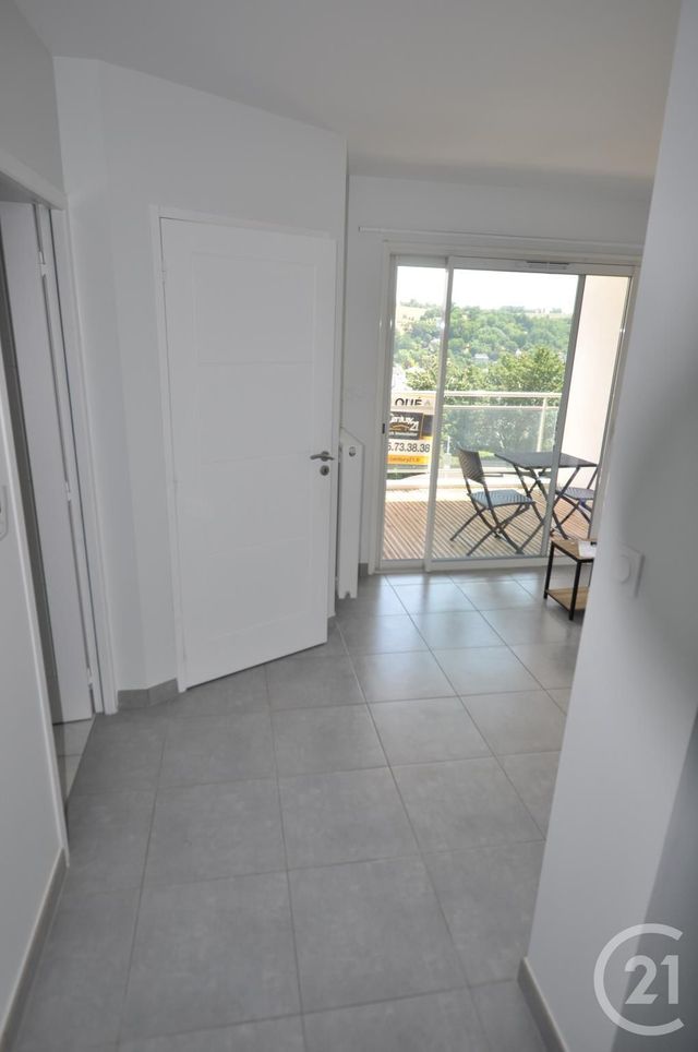 Appartement à louer - 2 pièces - 35.25 m2 - RODEZ - 12 - MIDI-PYRENEES - Century 21 Foch Immobilier