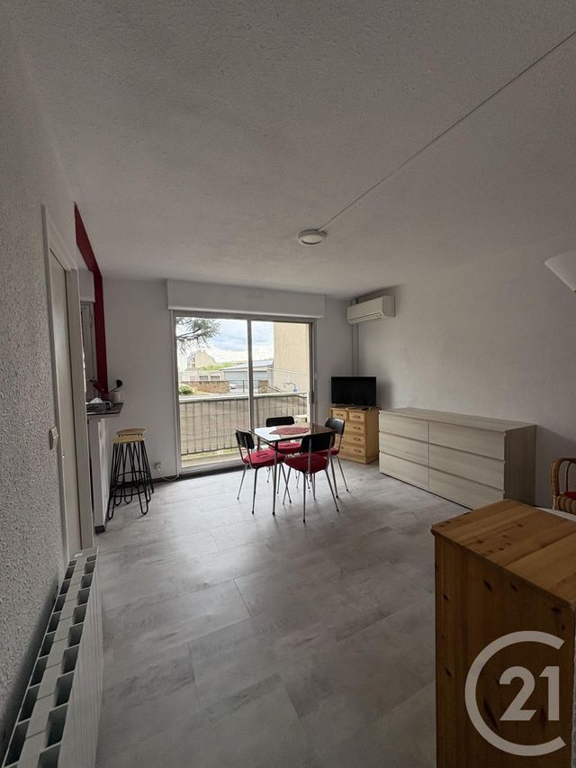 Appartement Studio à louer - 1 pièce - 19.5 m2 - RODEZ - 12 - MIDI-PYRENEES - Century 21 Foch Immobilier