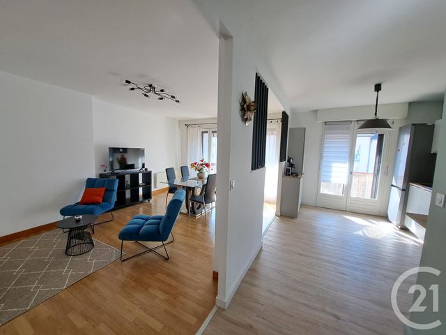 Appartement F3 à louer - 3 pièces - 70.47 m2 - RODEZ - 12 - MIDI-PYRENEES - Century 21 Foch Immobilier