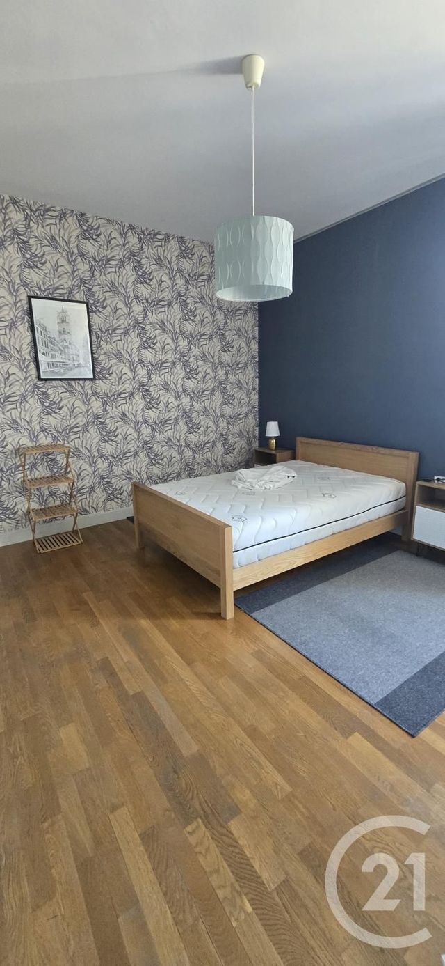 Appartement F3 à louer - 3 pièces - 85.0 m2 - RODEZ - 12 - MIDI-PYRENEES - Century 21 Foch Immobilier