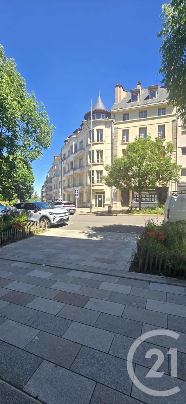 Appartement F3 à louer - 3 pièces - 85.0 m2 - RODEZ - 12 - MIDI-PYRENEES - Century 21 Foch Immobilier