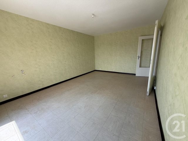 Appartement T2 à vendre - 2 pièces - 46.81 m2 - RODEZ - 12 - MIDI-PYRENEES - Century 21 Foch Immobilier