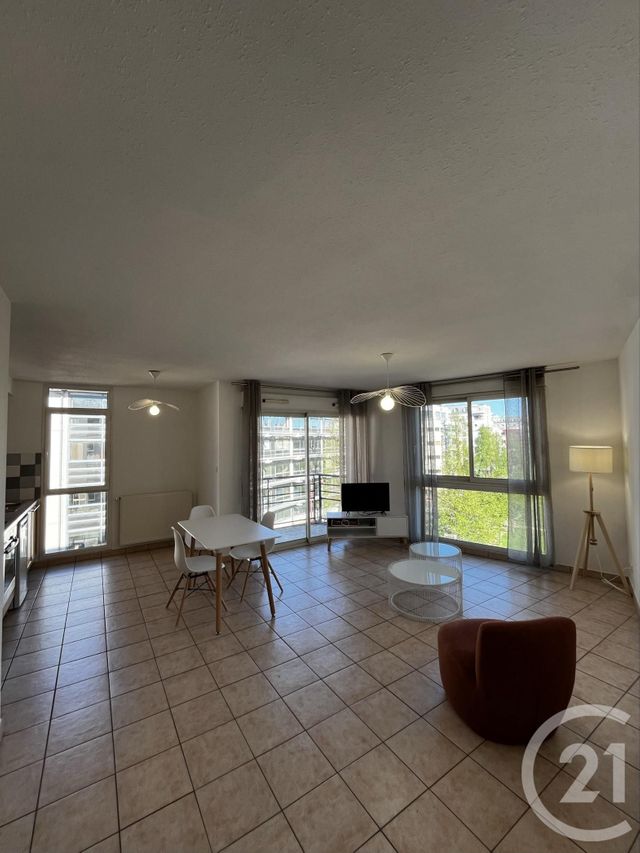 Appartement F2 à louer - 2 pièces - 51.57 m2 - RODEZ - 12 - MIDI-PYRENEES - Century 21 Foch Immobilier