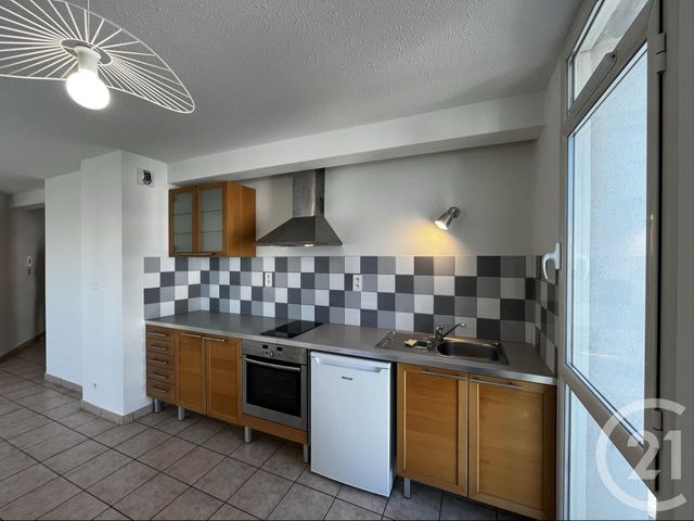 Appartement F2 à louer - 2 pièces - 51.57 m2 - RODEZ - 12 - MIDI-PYRENEES - Century 21 Foch Immobilier