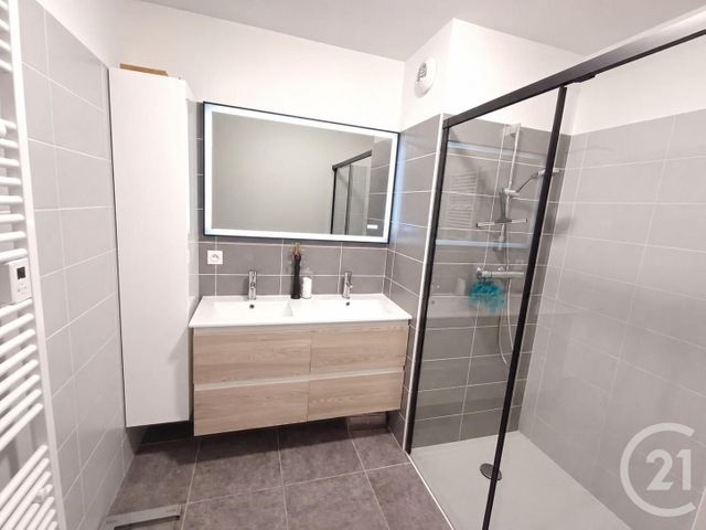 Appartement T3 à vendre - 3 pièces - 66.56 m2 - LUC LA PRIMAUBE - 12 - MIDI-PYRENEES - Century 21 Foch Immobilier