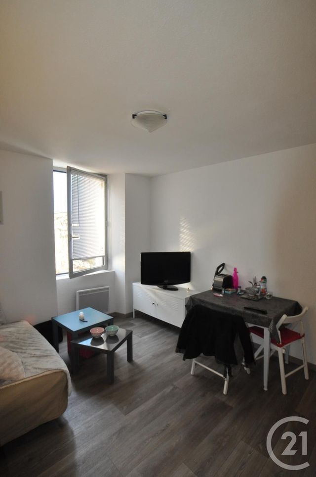Appartement F2 à louer - 2 pièces - 28.5 m2 - RODEZ - 12 - MIDI-PYRENEES - Century 21 Foch Immobilier