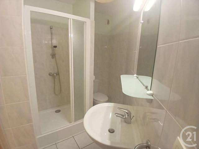 Appartement F2 à louer - 2 pièces - 38.0 m2 - RODEZ - 12 - MIDI-PYRENEES - Century 21 Foch Immobilier