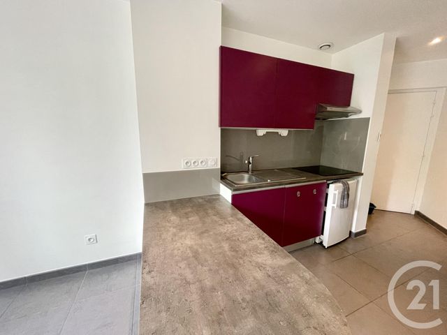 Appartement T2 à louer - 2 pièces - 28.16 m2 - RODEZ - 12 - MIDI-PYRENEES - Century 21 Foch Immobilier