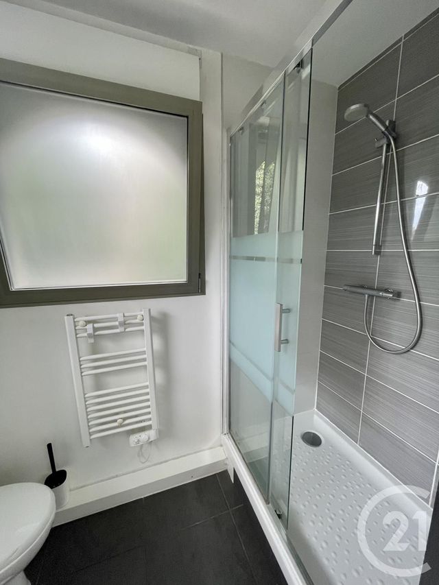 Appartement T2 à louer - 2 pièces - 28.16 m2 - RODEZ - 12 - MIDI-PYRENEES - Century 21 Foch Immobilier