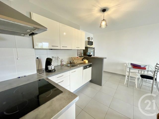 Appartement T2 à louer - 2 pièces - 45.28 m2 - RODEZ - 12 - MIDI-PYRENEES - Century 21 Foch Immobilier