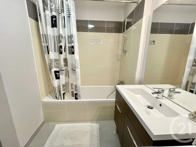 Appartement T2 à louer - 2 pièces - 45.28 m2 - RODEZ - 12 - MIDI-PYRENEES - Century 21 Foch Immobilier