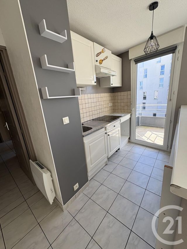 Appartement F3 à louer - 3 pièces - 54.0 m2 - RODEZ - 12 - MIDI-PYRENEES - Century 21 Foch Immobilier