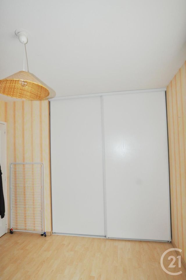 Appartement F2 à louer - 2 pièces - 45.0 m2 - MARCILLAC VALLON - 12 - MIDI-PYRENEES - Century 21 Foch Immobilier