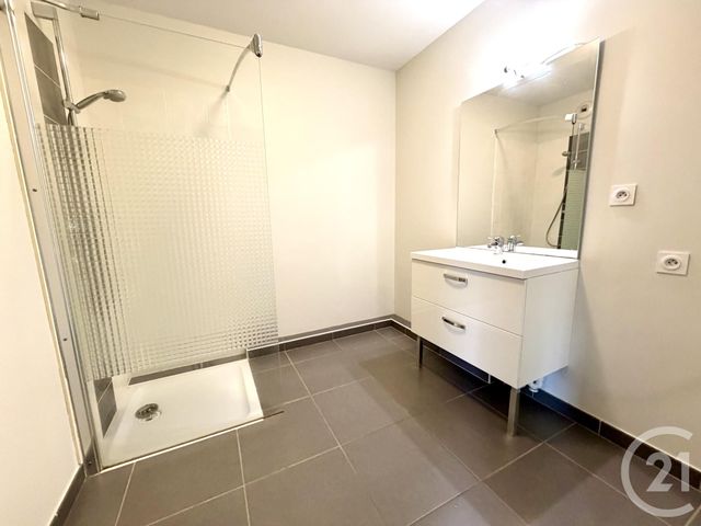 Appartement T2 à louer - 2 pièces - 44.76 m2 - RODEZ - 12 - MIDI-PYRENEES - Century 21 Foch Immobilier