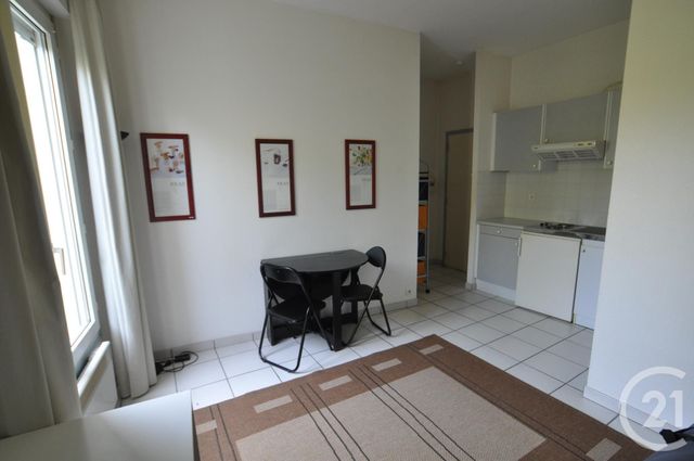 Appartement Studio à louer - 1 pièce - 17.0 m2 - RODEZ - 12 - MIDI-PYRENEES - Century 21 Foch Immobilier