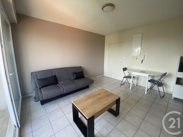 Appartement Studio à louer - 1 pièce - 22.0 m2 - RODEZ - 12 - MIDI-PYRENEES - Century 21 Foch Immobilier