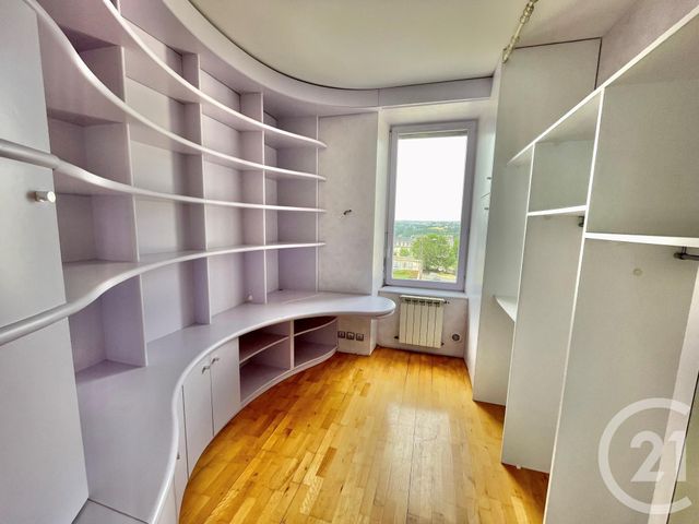 Appartement F6 à louer - 6 pièces - 140.7 m2 - RODEZ - 12 - MIDI-PYRENEES - Century 21 Foch Immobilier
