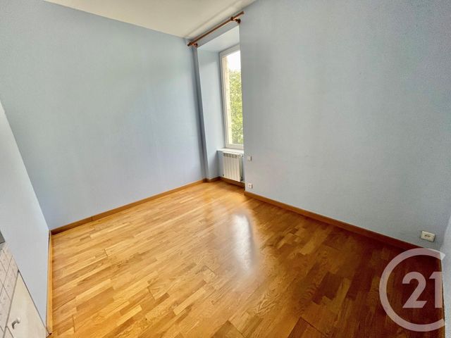 Appartement F6 à louer - 6 pièces - 140.7 m2 - RODEZ - 12 - MIDI-PYRENEES - Century 21 Foch Immobilier