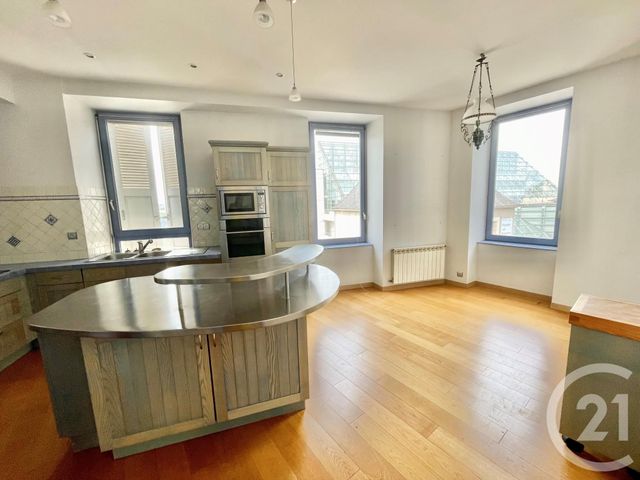 Appartement F6 à louer - 6 pièces - 140.7 m2 - RODEZ - 12 - MIDI-PYRENEES - Century 21 Foch Immobilier