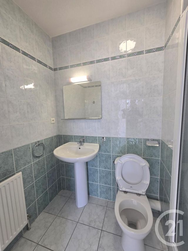 Appartement F1 à louer - 1 pièce - 20.79 m2 - RODEZ - 12 - MIDI-PYRENEES - Century 21 Foch Immobilier