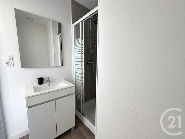 Appartement T1 à louer - 1 pièce - 23.58 m2 - RODEZ - 12 - MIDI-PYRENEES - Century 21 Foch Immobilier