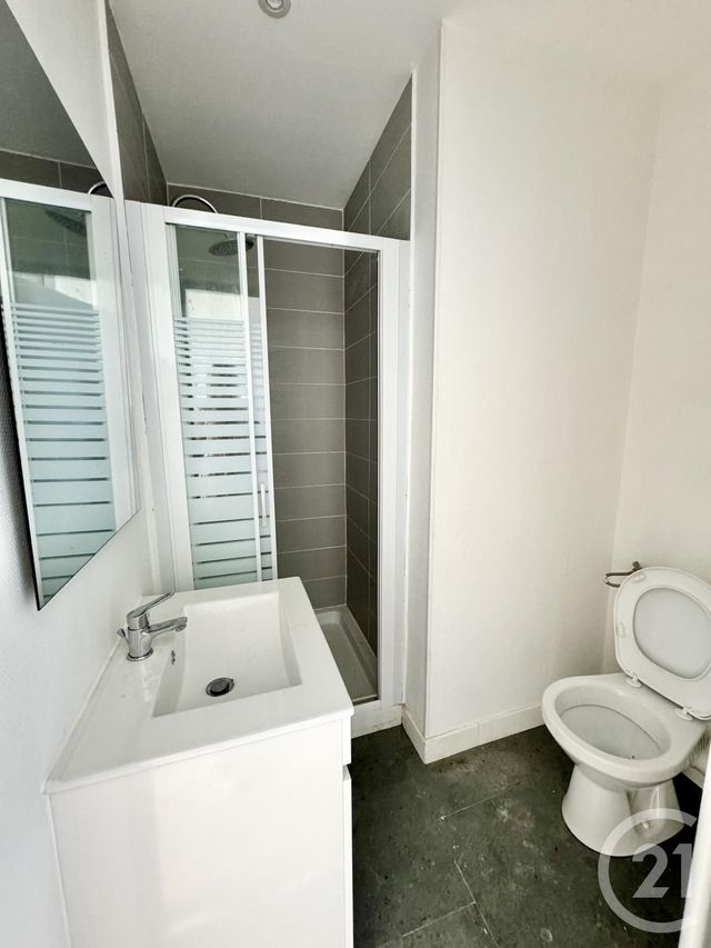 Appartement T1 à louer - 1 pièce - 23.58 m2 - RODEZ - 12 - MIDI-PYRENEES - Century 21 Foch Immobilier