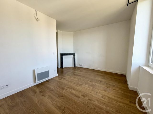Appartement T1 à louer - 1 pièce - 23.58 m2 - RODEZ - 12 - MIDI-PYRENEES - Century 21 Foch Immobilier