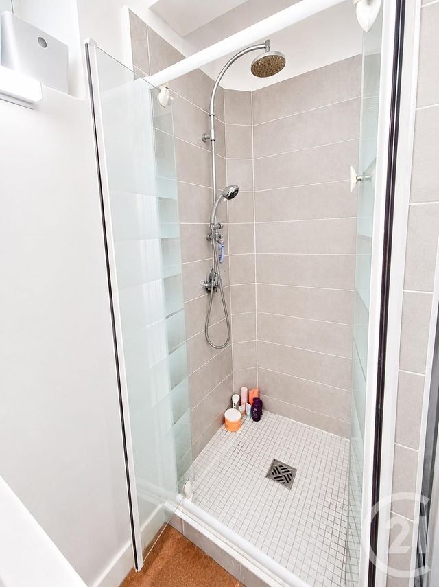 Appartement T3 à vendre - 3 pièces - 65.44 m2 - RODEZ - 12 - MIDI-PYRENEES - Century 21 Foch Immobilier