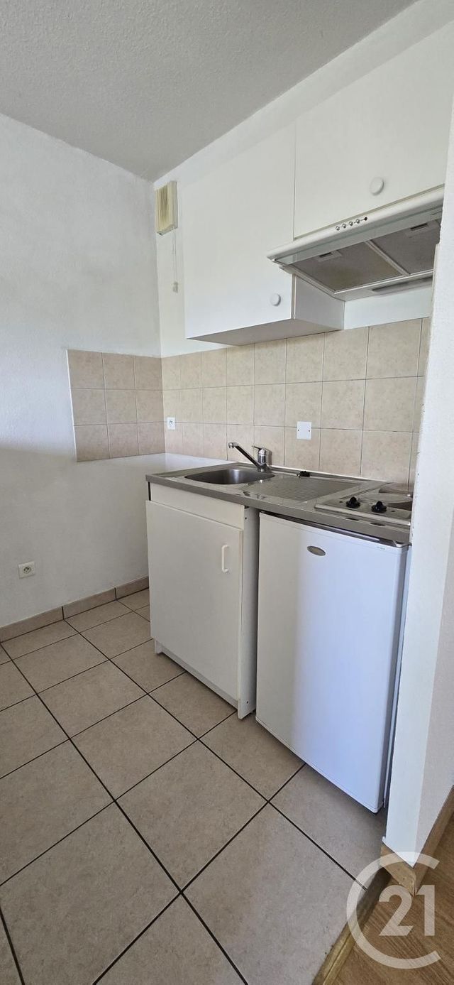 Appartement F2 à louer - 2 pièces - 40.43 m2 - OLEMPS - 12 - MIDI-PYRENEES - Century 21 Foch Immobilier