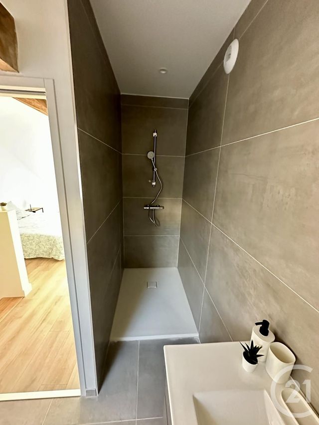 Appartement F2 à louer - 2 pièces - 30.0 m2 - RODEZ - 12 - MIDI-PYRENEES - Century 21 Foch Immobilier