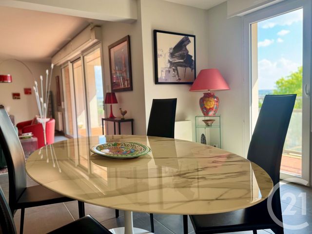Appartement T4 à vendre - 4 pièces - 121.45 m2 - RODEZ - 12 - MIDI-PYRENEES - Century 21 Foch Immobilier