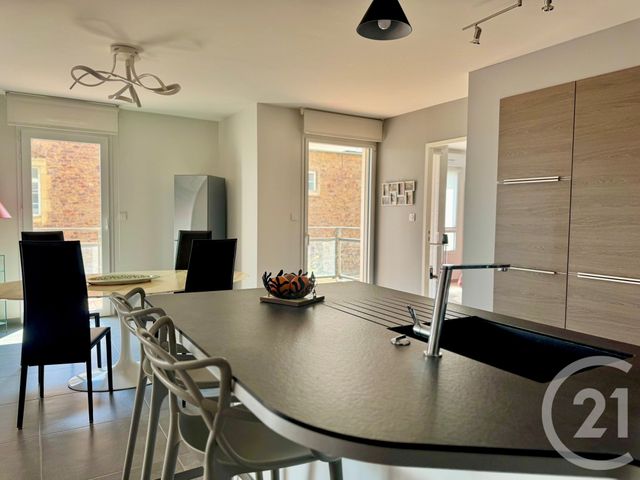 Appartement T4 à vendre - 4 pièces - 121.45 m2 - RODEZ - 12 - MIDI-PYRENEES - Century 21 Foch Immobilier
