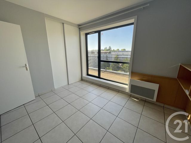 Appartement F2 à louer - 2 pièces - 33.1 m2 - RODEZ - 12 - MIDI-PYRENEES - Century 21 Foch Immobilier