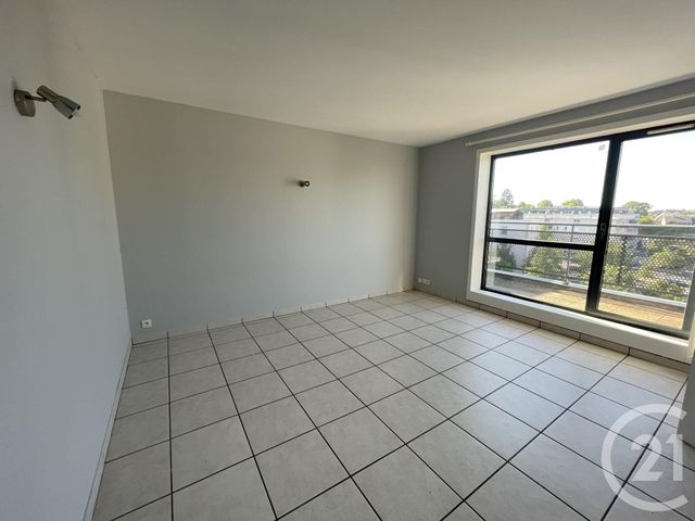 Appartement F2 à louer - 2 pièces - 33.1 m2 - RODEZ - 12 - MIDI-PYRENEES - Century 21 Foch Immobilier