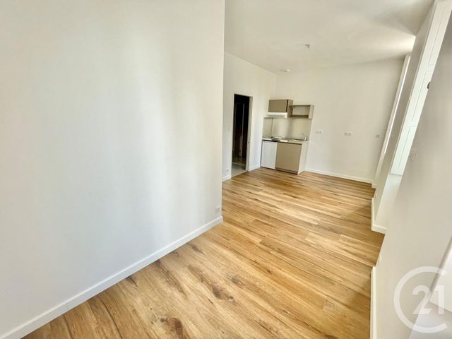 Appartement Studio à louer - 1 pièce - 22.0 m2 - RODEZ - 12 - MIDI-PYRENEES - Century 21 Foch Immobilier