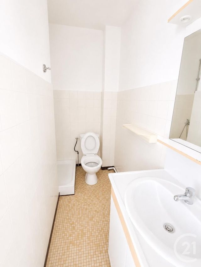 Appartement T1 à vendre - 1 pièce - 29.75 m2 - ONET LE CHATEAU - 12 - MIDI-PYRENEES - Century 21 Foch Immobilier