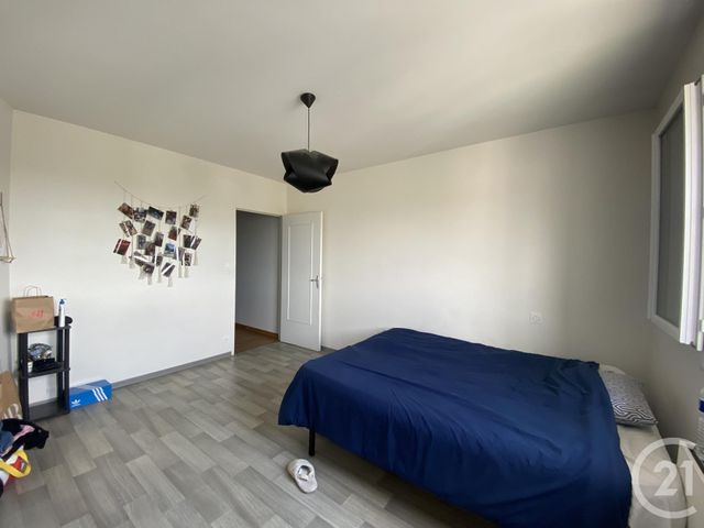 Appartement F3 à louer - 3 pièces - 79.66 m2 - RODEZ - 12 - MIDI-PYRENEES - Century 21 Foch Immobilier
