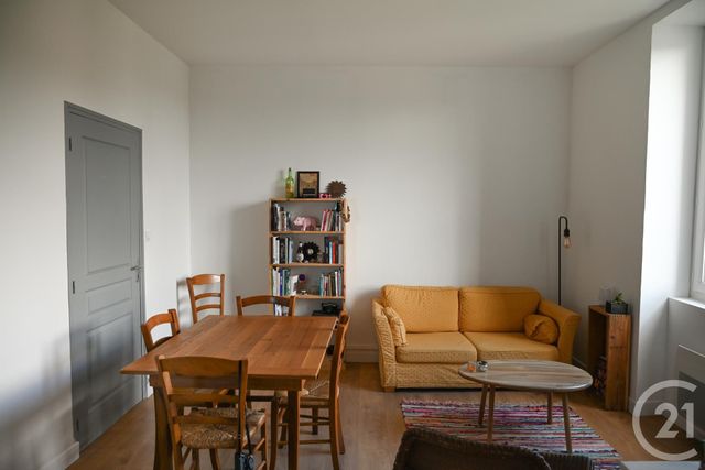 Appartement T3 à vendre - 3 pièces - 49.61 m2 - RODEZ - 12 - MIDI-PYRENEES - Century 21 Foch Immobilier