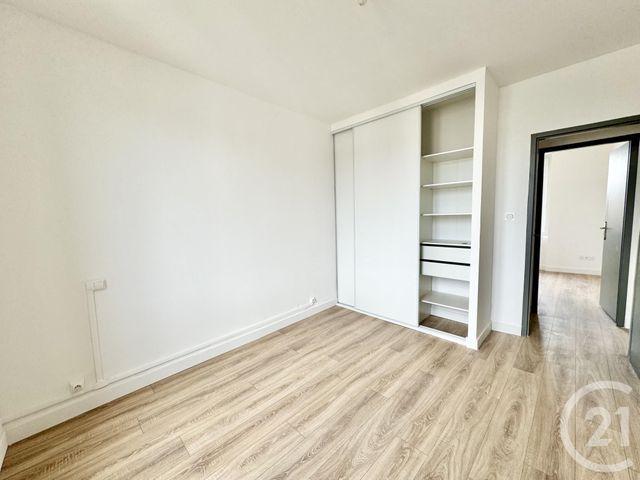 Appartement T3 à vendre - 3 pièces - 49.61 m2 - RODEZ - 12 - MIDI-PYRENEES - Century 21 Foch Immobilier