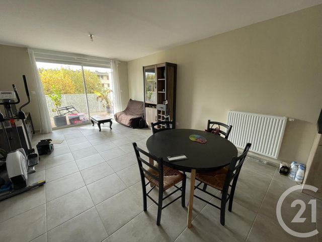 Appartement T2 à louer - 2 pièces - 52.85 m2 - ONET LE CHATEAU - 12 - MIDI-PYRENEES - Century 21 Foch Immobilier