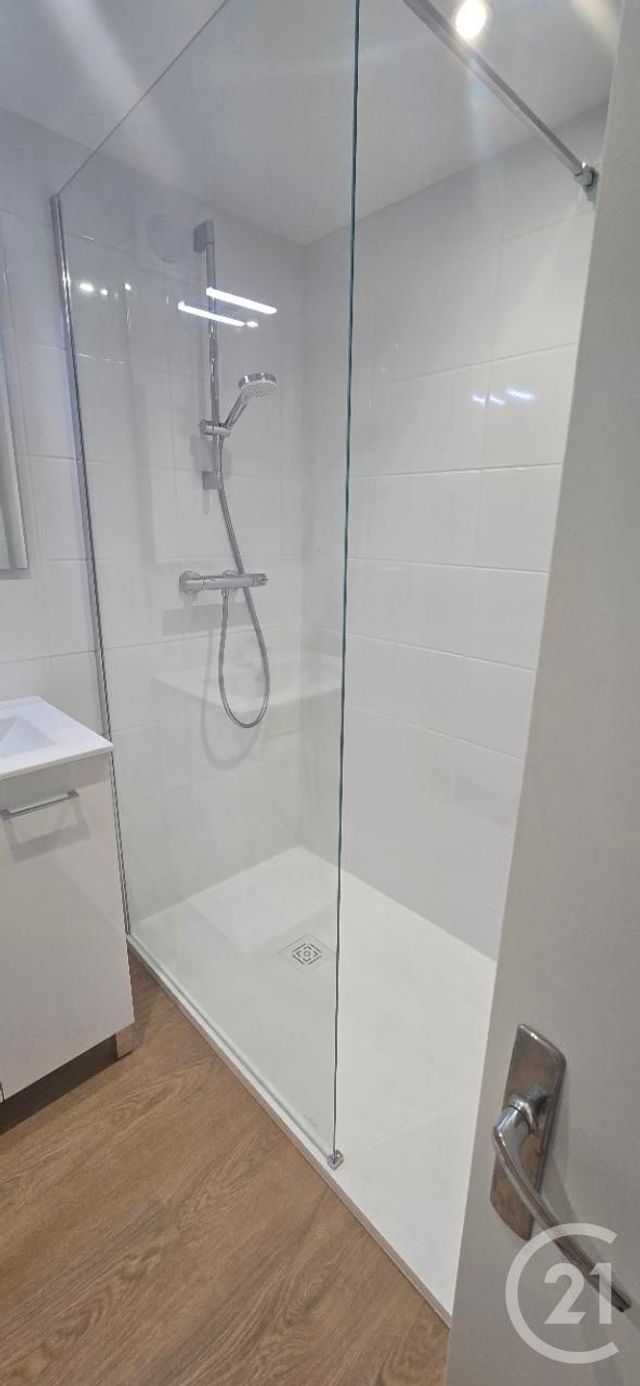 Appartement F2 à louer - 2 pièces - 31.13 m2 - RODEZ - 12 - MIDI-PYRENEES - Century 21 Foch Immobilier