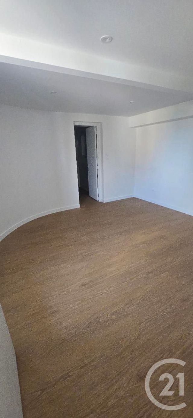 Appartement F2 à louer - 2 pièces - 31.13 m2 - RODEZ - 12 - MIDI-PYRENEES - Century 21 Foch Immobilier